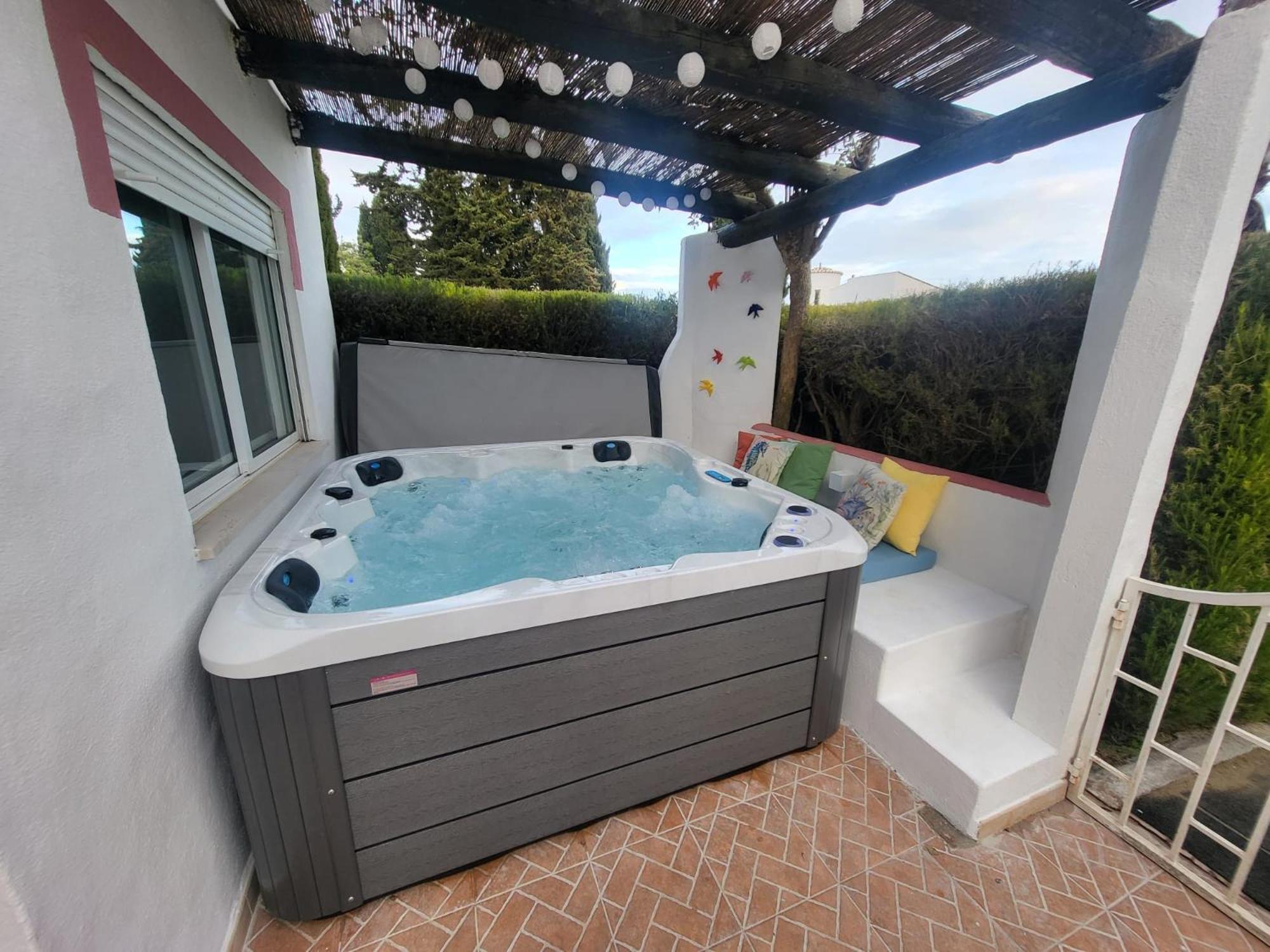 Peace Of Heaven In Algarve - Jacuzzi - By Bedzy Διαμέρισμα Armação de Pêra Εξωτερικό φωτογραφία